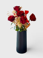 Kalp Detaylı 5'Li Kırmızı Gül Aranjmanı